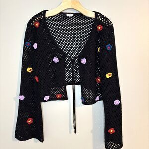 En Crème Cropped Crochet Cardigan Sweater Flowers Bell Sleeves Boho Y2K Small